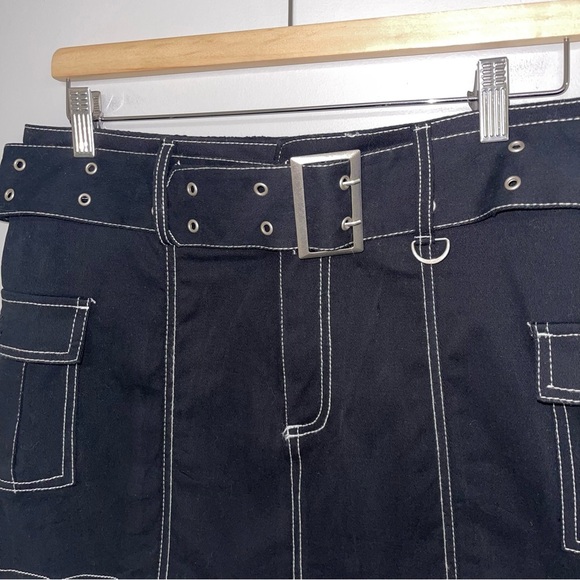 Charlotte‎ Russe Mini Skirt Women's Size Large Black Belted Twill Cargo NWT - Picture 6 of 13
